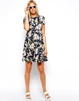Moda embarazadas verano 2014: los vestidos florales más bonitos 