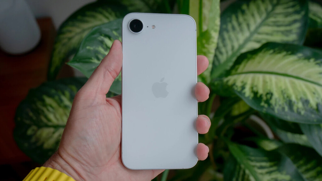 Que el iPhone 16e no sea compatible con MagSafe no es realmente un gran problema. Tan sólo se necesita un accesorio Que el iPhone 16e no sea compatible con MagSafe no es realmente un gran problema. Tan sólo se necesita un accesorio