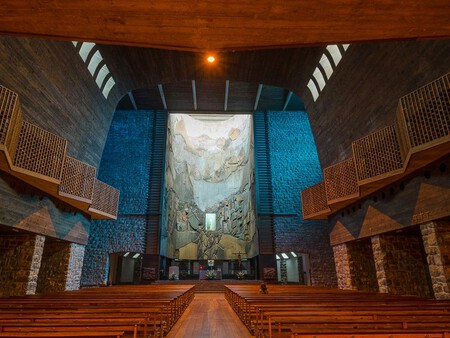 El Abside De La Basilica C Arantzazu