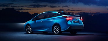 Cuidado de la batería y otros consejos que te interesarán si tu coche duerme en la calle en invierno 