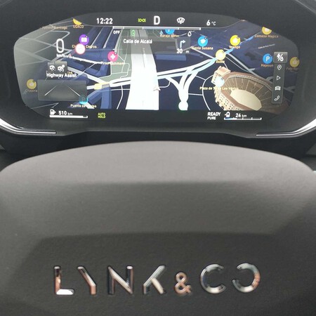 lynk and co 01