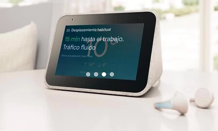 El despertador inteligente Lenovo Smart Clock vuelve a ser un chollo en MediaMarkt: a 39,99 euros te lo llevas menos de la mitad de lo que cuesta normalmente