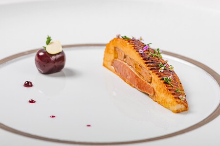 Pichon Envuelto En Foie Gras Y Su Mousse