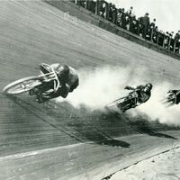 Hace más de 100 años las carreras del MotoGP de la época se hacían en 'motódromos', y hoy en día todavía queda alguno de aquellos recintos en pie
