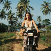 Bañadores, bikinis y bañadores reductores en las segundas rebajas de Women'secret para las mamis más estilosas