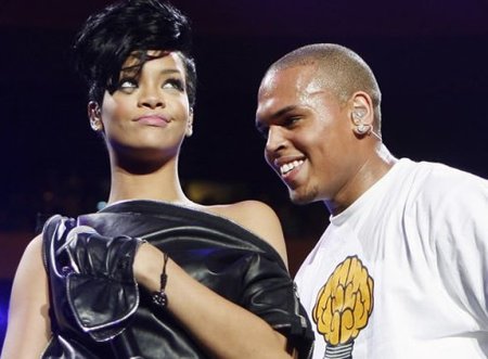 Chris Brown dice estar arrepentido