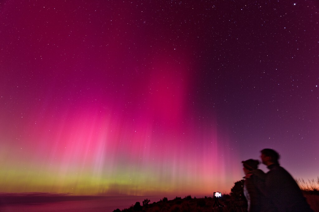 Tenemos dos horas para proteger la red eléctrica de una tormenta solar extrema. Las auroras de mayo lo demostraron