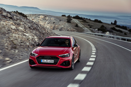 Audi RS4 Avant 2020 recibe un facelift adoptando un estilo más agresivo