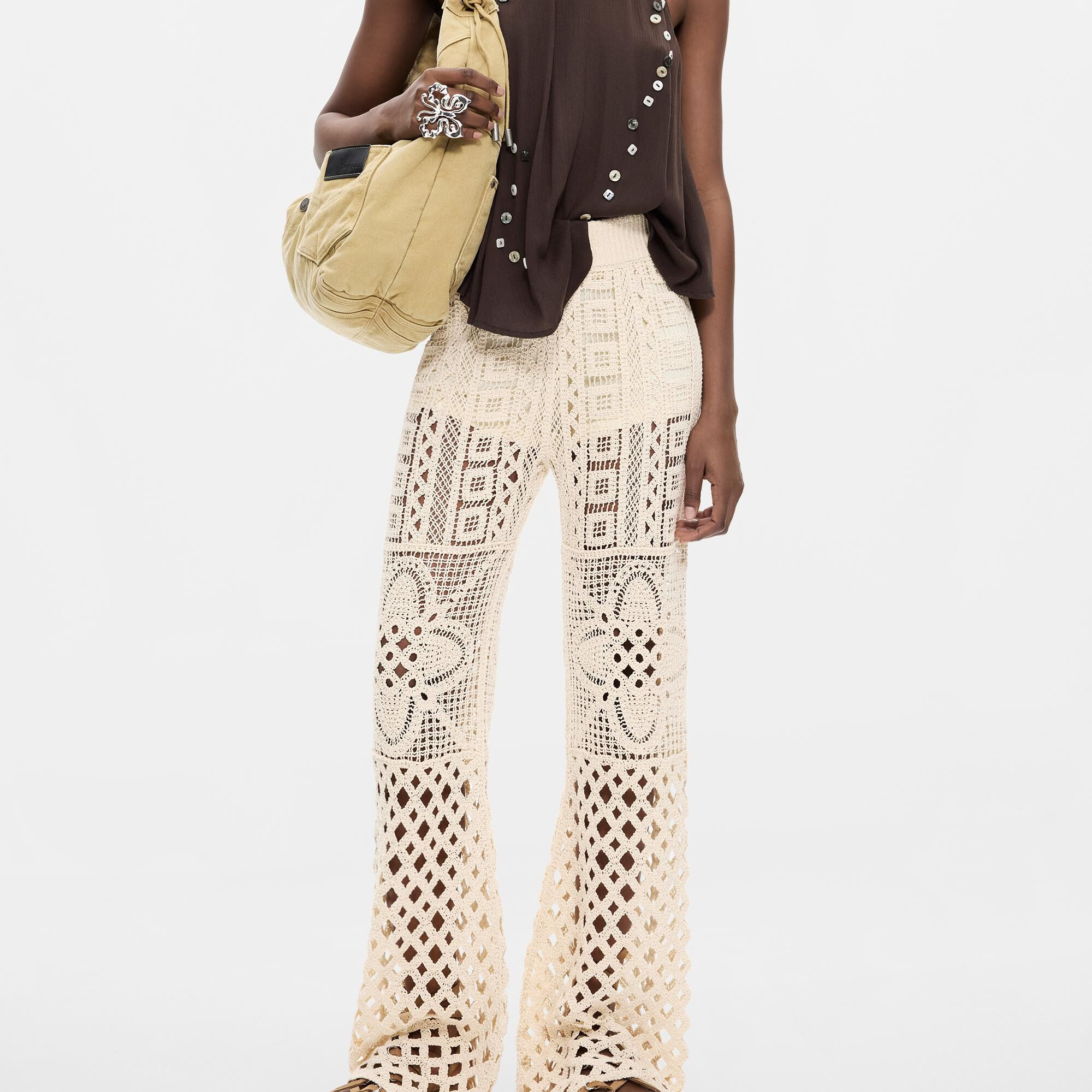 Pantalón crochet Desigual