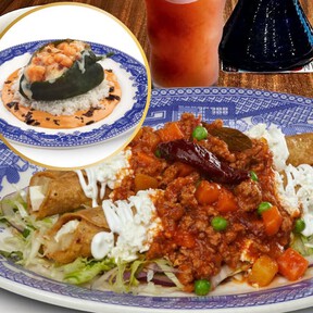Flautas, chiles, enchiladas y pozole: esto es todo lo que podrás comer en el Festival de Fiestas Patrias y Chiles rellenos 2026 a Sanborns
