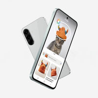 Celular Samsung con resistencia al agua y cámara de 50 megapixeles. Tiene 6 años de actualizaciones Android 