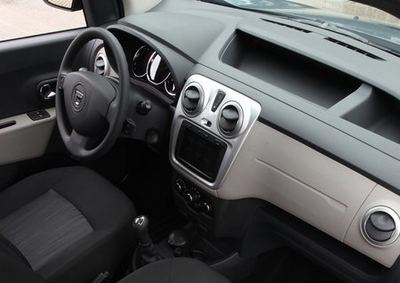 Interior del Dacia Dokker
