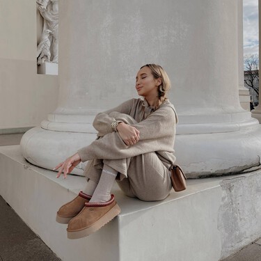 Lefties agotará el conjunto de punto más suave y cómodo que llevaremos con botas este invierno 