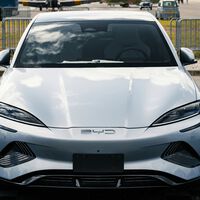 BYD tiene tantos trabajadores como un país pequeño: casi un millón de empleados para un proyecto colosal