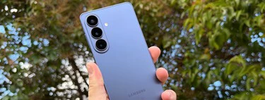 La tienda oficial de Samsung rebaja (y mucho) su móvil más compacto: Galaxy S26 a precio mínimo con funda de regalo 