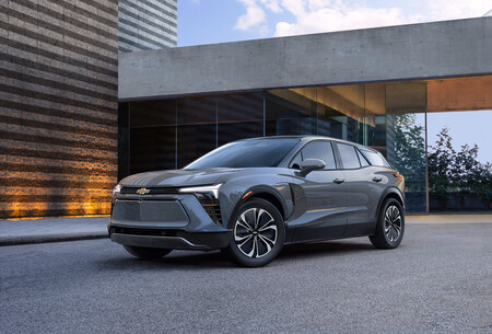 Chevrolet Blazer EV 1 90