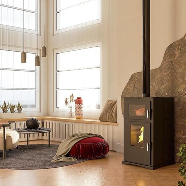 Tener una estufa de pellet como calefacción general ya no es tan chollo: así están los precios de cara al invierno de 2025 