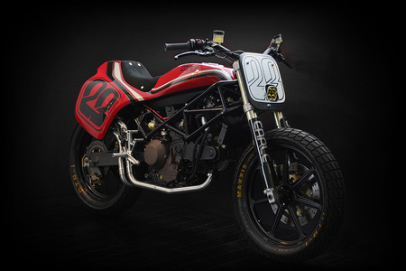 Carrocería de fibra de carbono, estilo setentero y sólo 157 kg para estas 5 exclusivas Ducati Monster 900