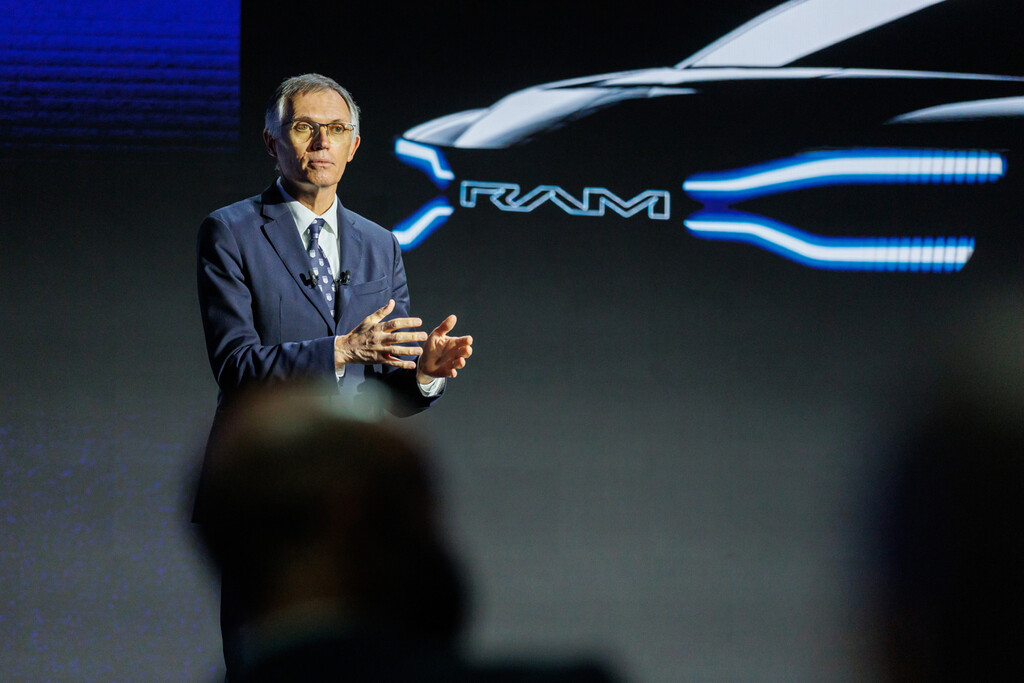 Stellantis ha entrado en combustión: su mayor fortaleza se disipa y ya buscan nuevo CEO, según Bloomberg 