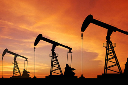 La OPEP acuerda reducir la producción de petróleo por primera vez en ocho años