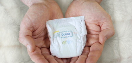 Dodot dona 300.000 pañales mini a los bebés prematuros ingresados en las UCINs y rinde homenaje a estos luchadores en un tierno vídeo
