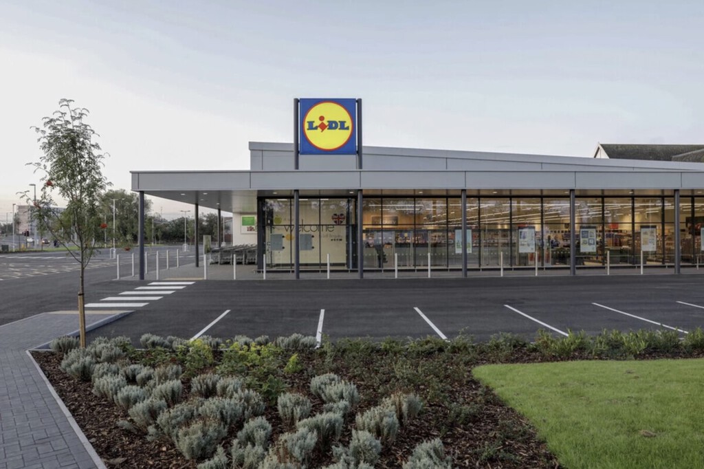 Sin obra, sin pellets y sin usar leña. Lidl vende una chimenea que arrasa en ventas para no pasar frío en invierno