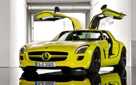 Mercedes SLS AMG E-Cell