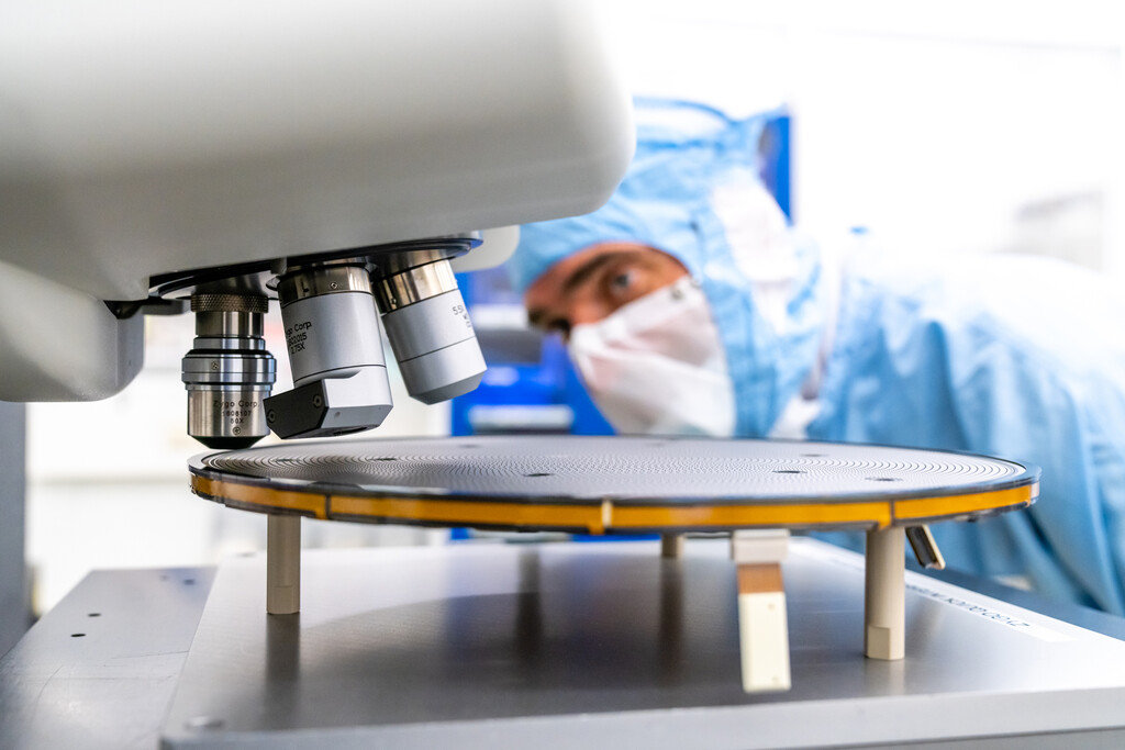 "Serías muy estúpido si la fastidias teniendo el mayor presupuesto para investigación de la industria de los chips": Marc Hijink, experto y autor de 'The ASML Way'