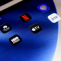 La caída del acuerdo entre Netflix y Warner esconde una trampa para Apple TV. Le acaba de salir competencia en su propio nicho
