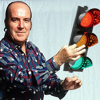 "¡Jarl!", "¡quietor!": Málaga quiere tener un semáforo que avise a los peatones con las frases de Chiquito de la Calzada