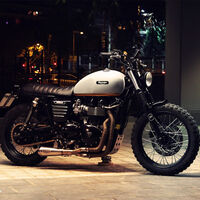 La Triumph Bonneville tributo a Steve McQueen se convierte en scrambler de la mano de Absolut Motorcraft