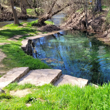 La ruta por un manantial de ensueño cerca de Madrid en un pueblo de Segovia que es perfecto para desconectar 