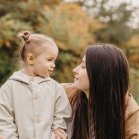 19 frases educativas y positivas para decirle a tu hijo cuando no hace caso