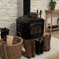 Este Black Friday hemos encontrado la mejor alternativa al brasero: una estufa eléctrica que parece chimenea y está bastante rebajada 