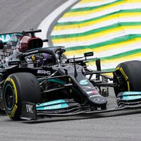 Lewis Hamilton saldrá primero a la clasificación al sprint pero perderá cinco puestos por otro cambio de motor