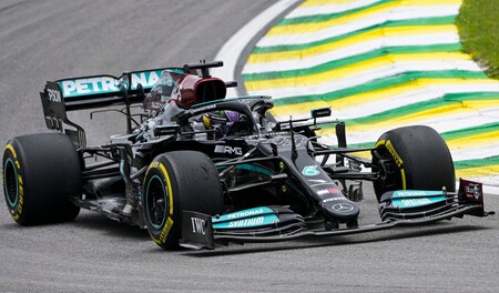 Lewis Hamilton saldrá primero a la clasificación al sprint pero perderá cinco puestos por otro cambio de motor