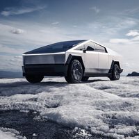 La Tesla Cybertruck ha sido motivo de mil burlas, ahora le toca reír: es el modelo de lujo más vendido en EE. UU.