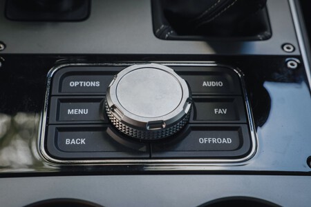 Expedition Pyrenees Grenadier 121