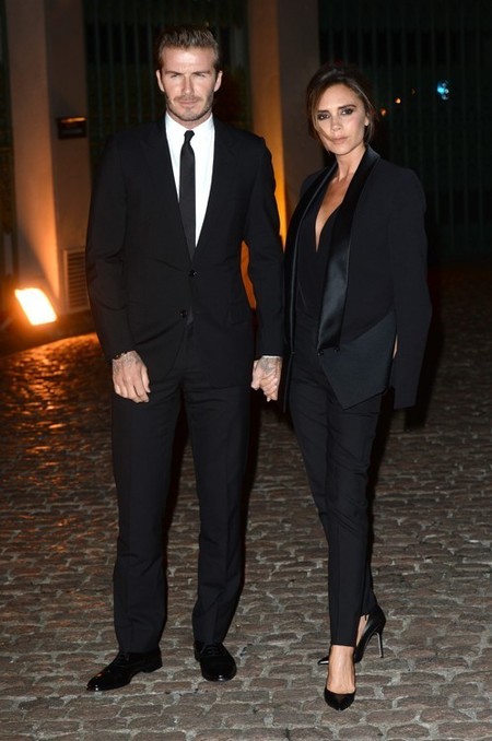 Victoria Beckham subasta sus trapitos de Spice Girl, <em>¿que yo me ponía qué?</em>
