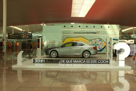 ¿De qué marca es este coche?