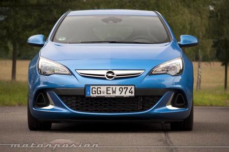 Opel Astra OPC, presentación y prueba en Pferdsfeld