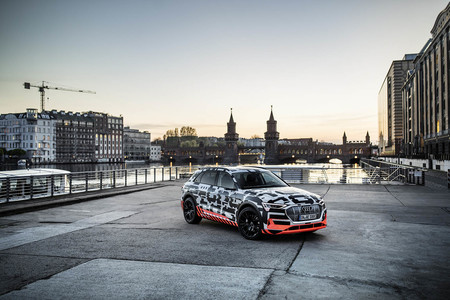 400 km de autonomía real y batería de 95 kWh: estas son las primeras especificaciones confirmadas del Audi e-tron