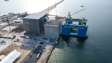 Construccion De Los Cajones Que Conforman El Dique Del Puerto De Tuas En Singapur