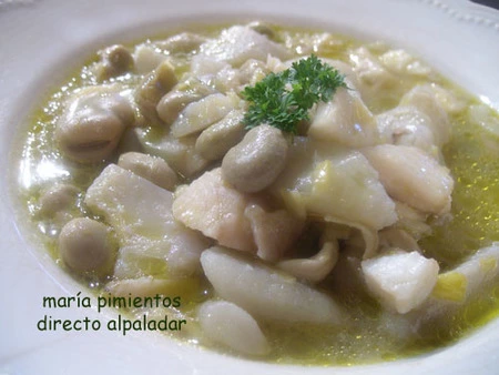 Receta de cazuela de bacalao con habas