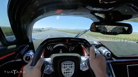 ¡Feroz! El SSC Tuatara devora en este vídeo la recuperación de 96 a 193 km/h en sólo 2,5 segundos