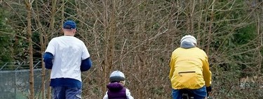 Niños en bicicleta, circulando seguros