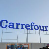 Hoy, 28 de mayo, llega a Carrefour una piscina desmontable de casi 5 metros con depuradora por 33 euros al mes   