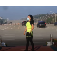 Essa mulher só queria fazer aeróbica mas acabou gravando um golpe de estado 