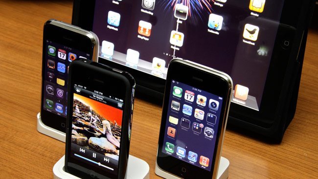 apple iphone 4 3gs ipad dock ios