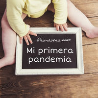 "Mi primera pandemia", las fotos de bebés que buscan crear un recuerdo positivo de la cuarentena